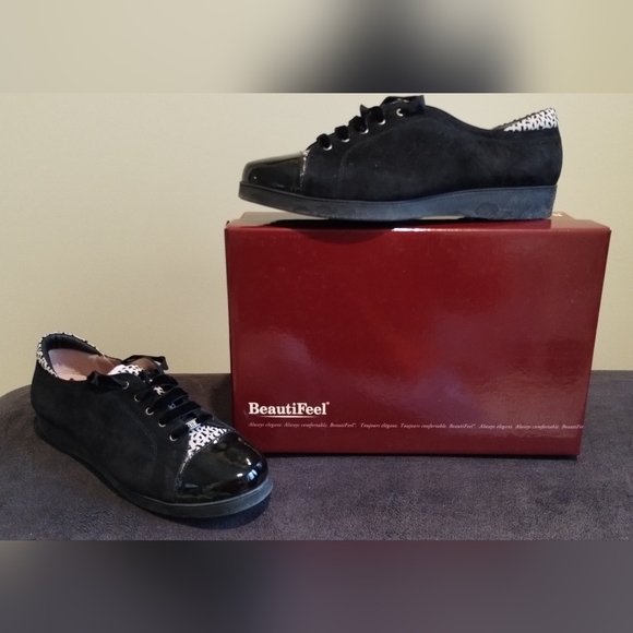 NWT BeautiFeel Ivory/Black Velvet Suede lux trainer shoes, Italian leather. - Picture 2 of 15